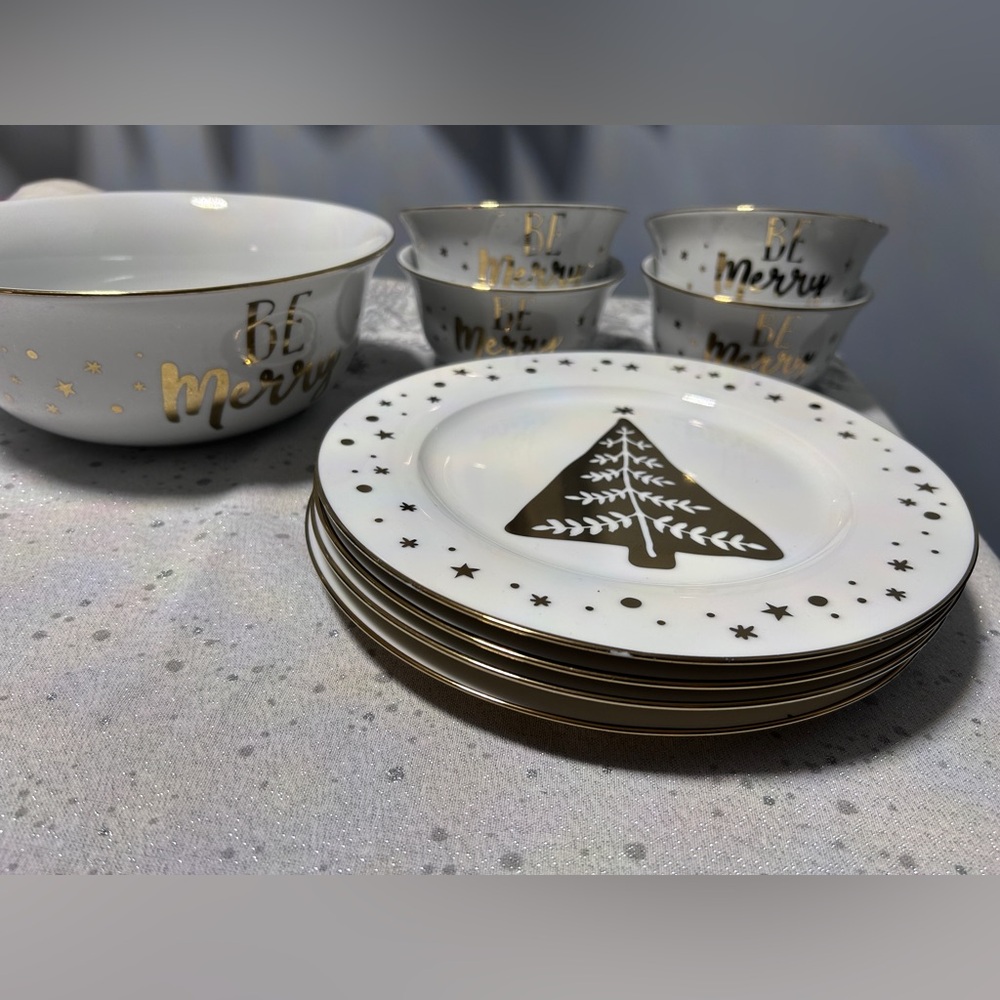 Shine Bright Collection “Be Merry” Holiday Dishes Set